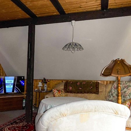 Bungalow Und Ferienwohnung Auf Ruegen Kluis Esterno foto