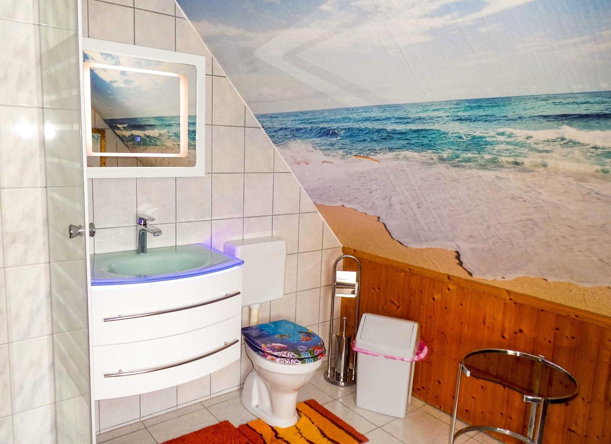 Bungalow Und Ferienwohnung Auf Ruegen Kluis Esterno foto