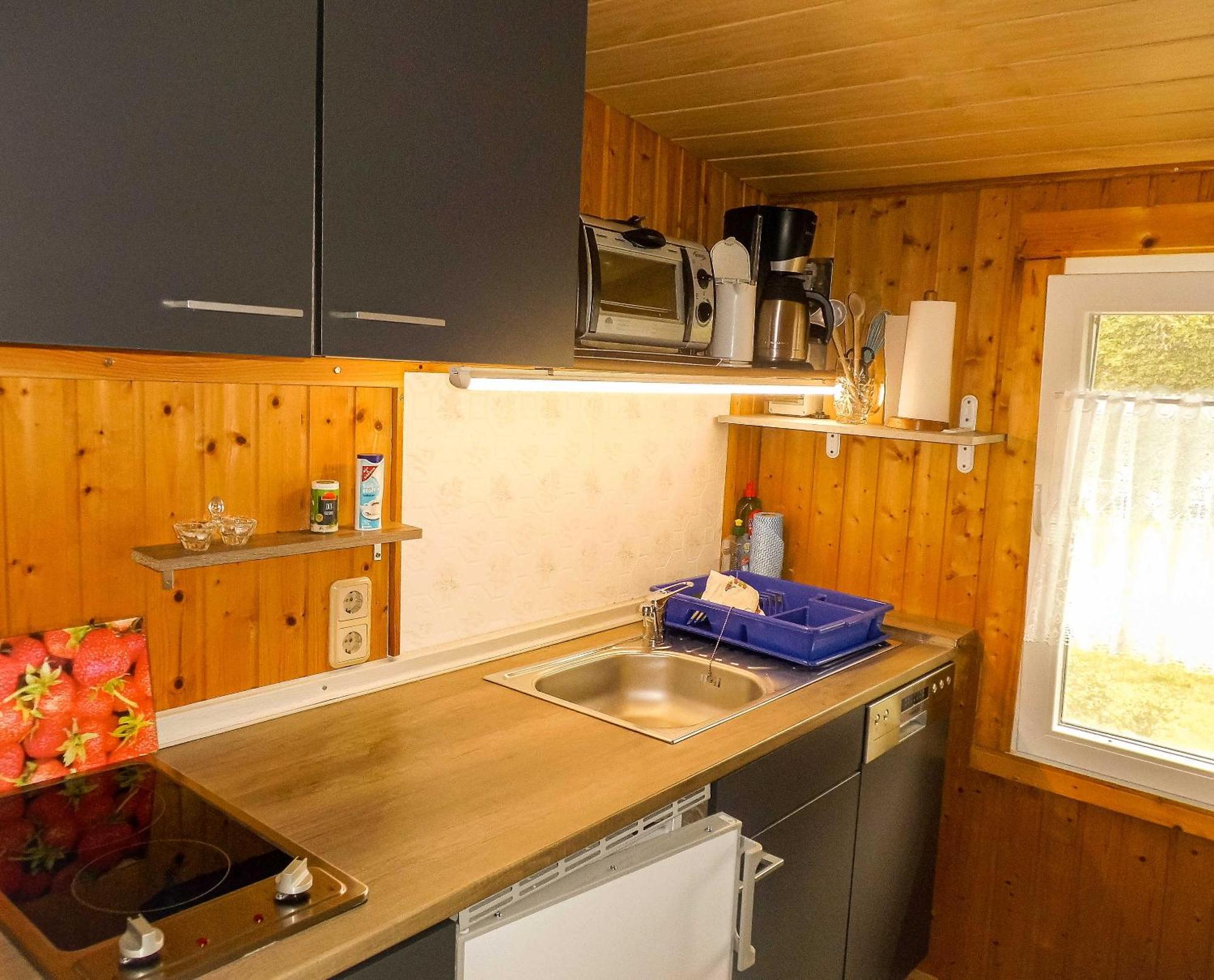 Bungalow Und Ferienwohnung Auf Ruegen Kluis Esterno foto